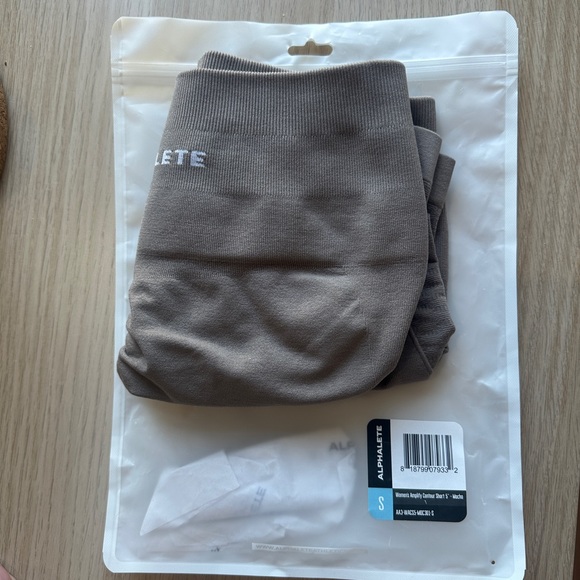 New Alphalete contour short - Picture 2 of 2